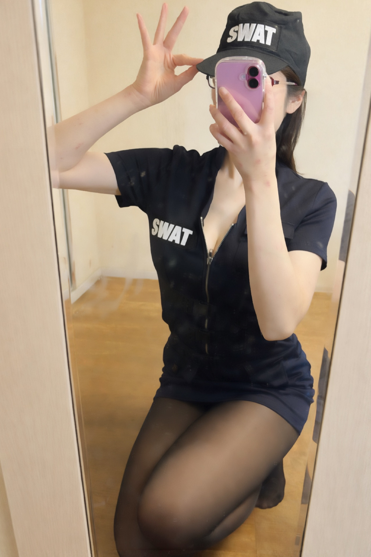 21時半からコスプレで夜更かし！