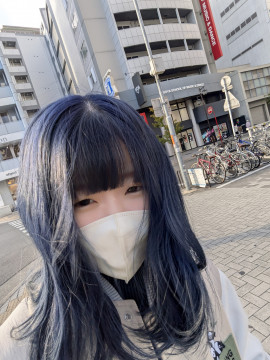 髪染めたよ〜