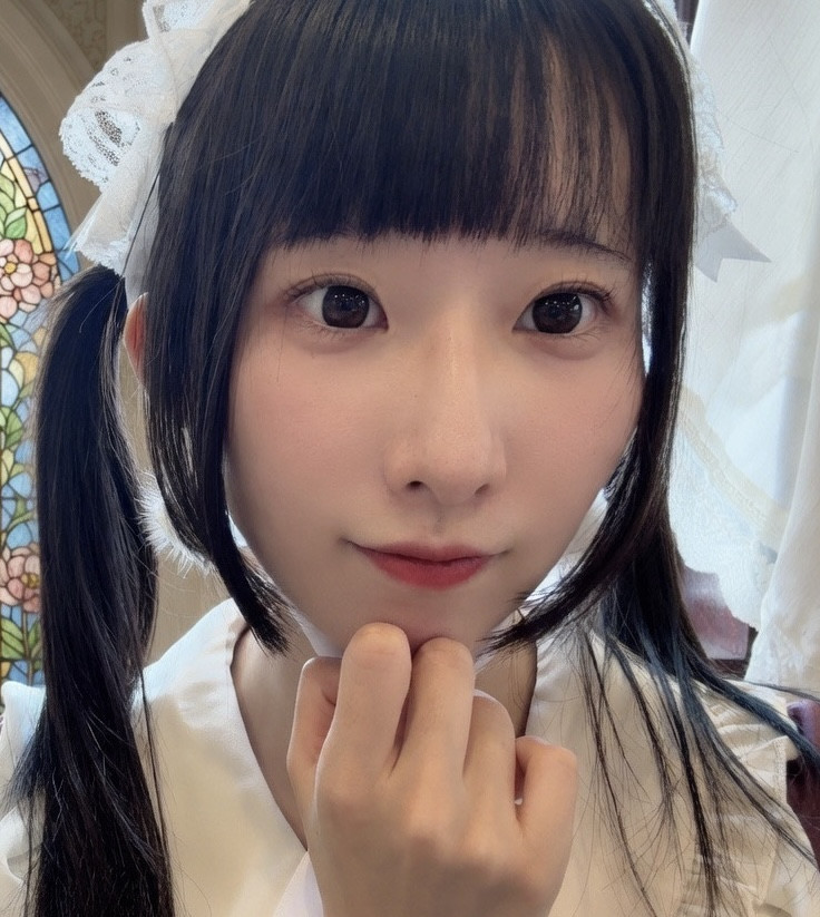 昨日始めたばっかりの「篠崎りこ」です！