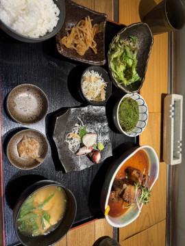 お昼