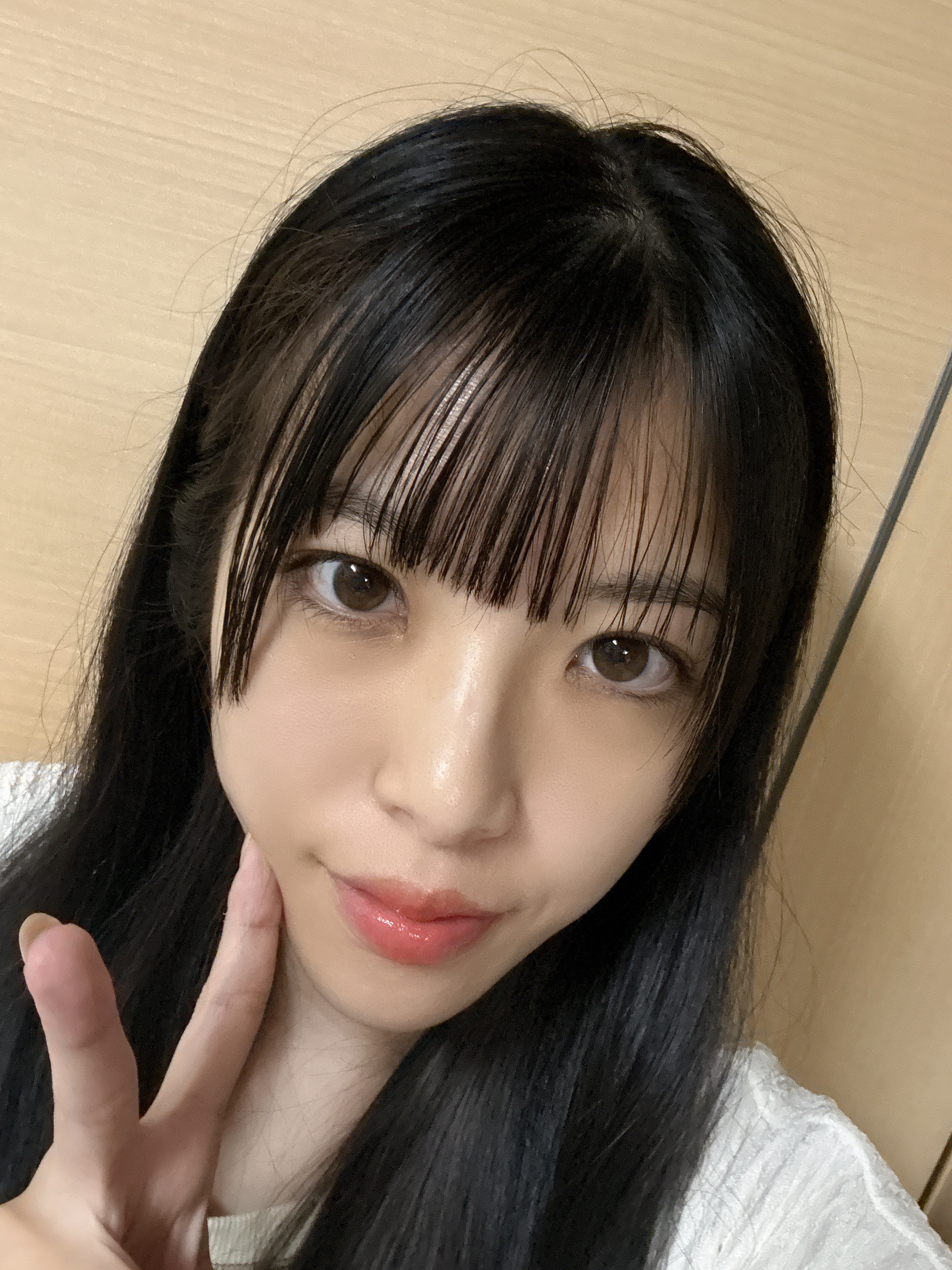 今日は少し濃いめに化粧