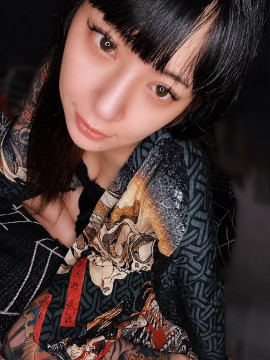 初！投！稿