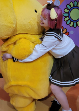 今日コスプレデー?!セーラー服着ようかな