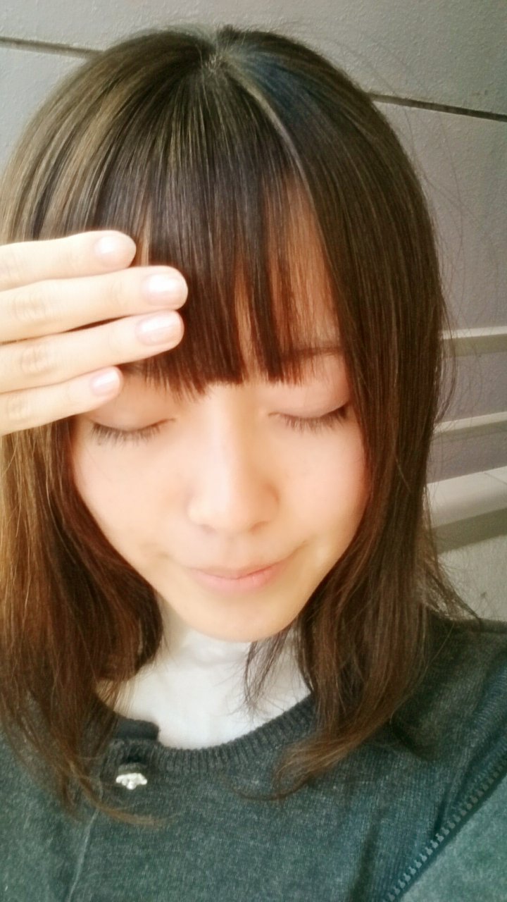 前髪切ったよ！