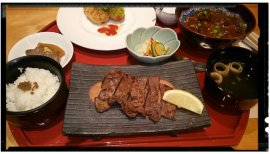 牛タンタン