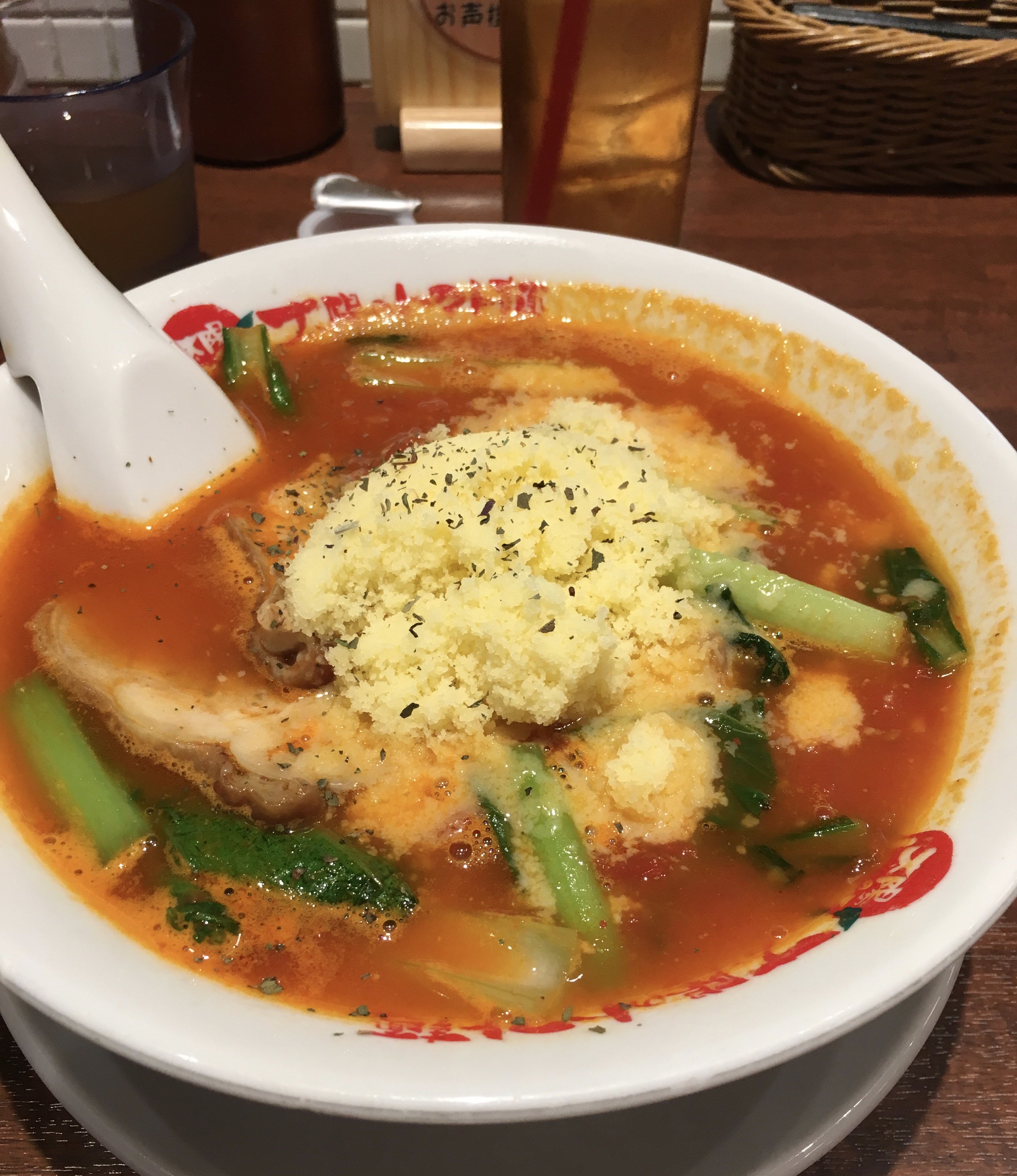 飯テロ！トマトチーズ🍅🧀