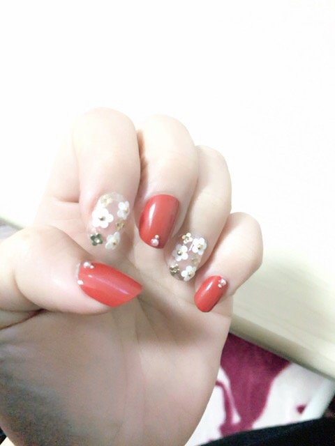 つけ爪どぅーん+ﾟ｡*(*´∀｀*)*｡ﾟ+