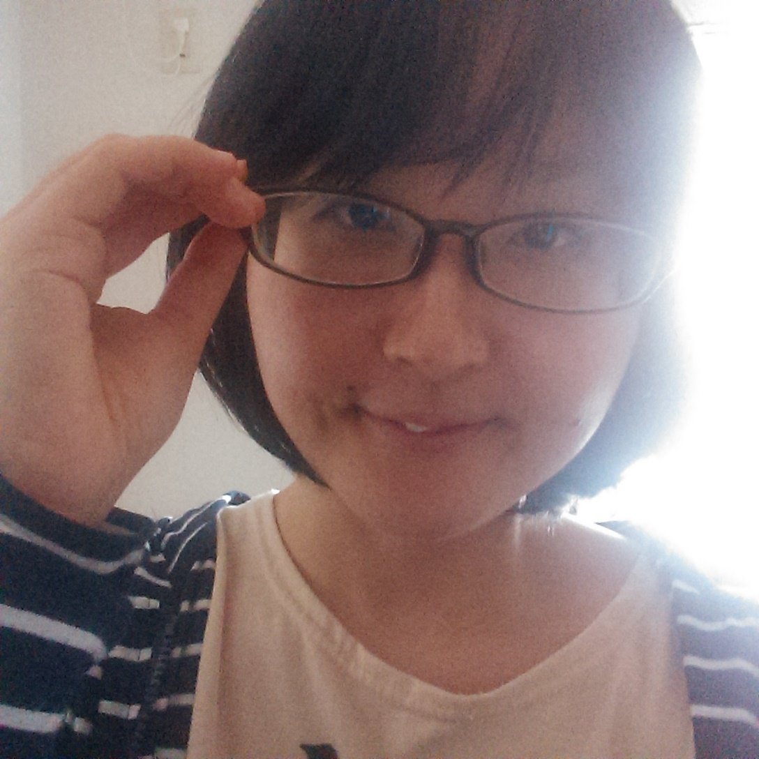 読者モデルと芸能事務所に！