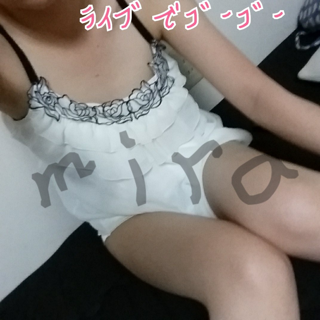 ねむねむ(｡ρω-｡)