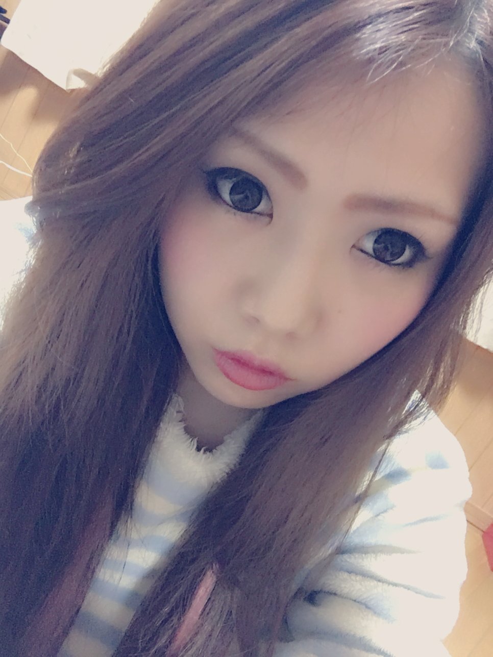 今日はメイク大人っぽくしてみたよ！