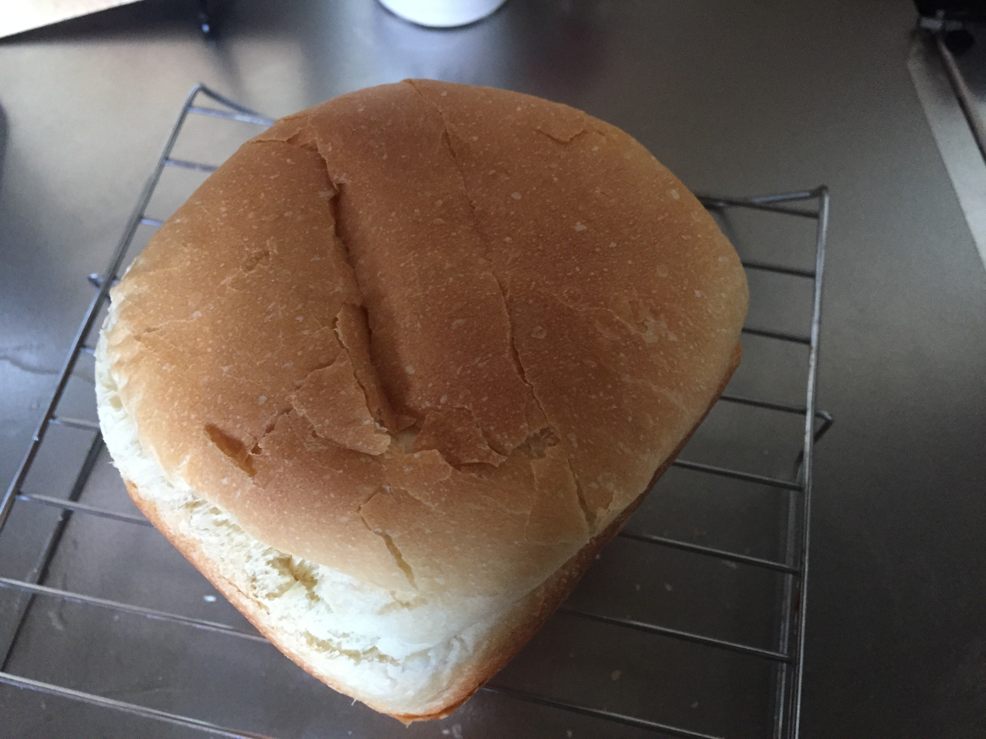 パンが焼けました