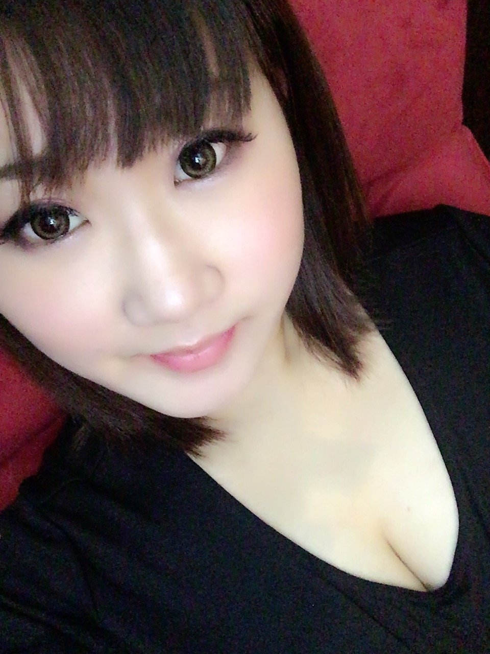 はじめまして(๑>◡<๑)