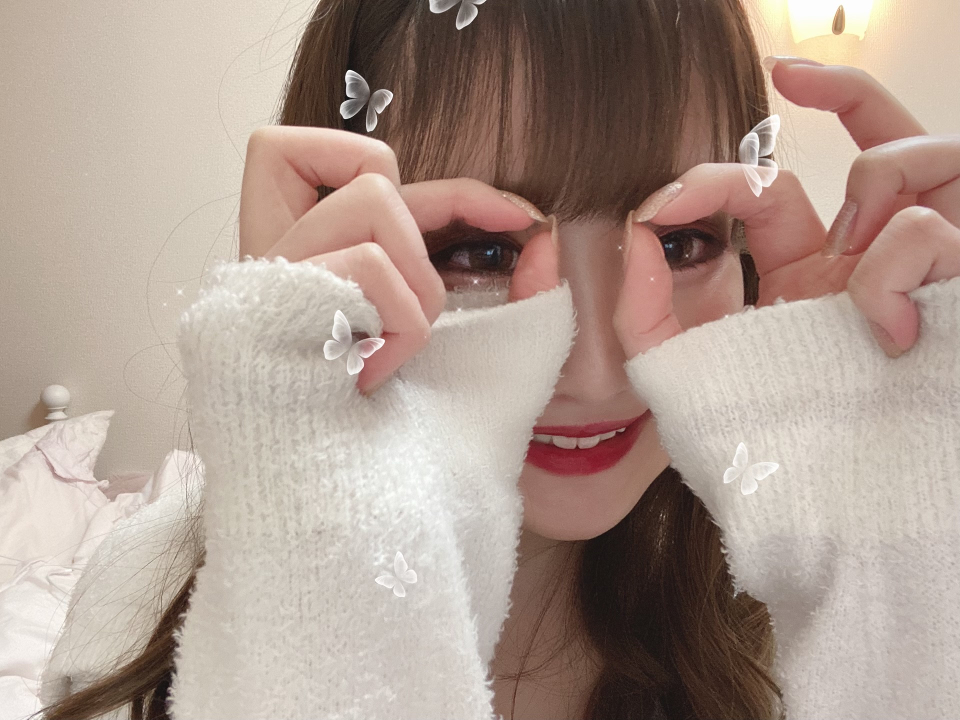 じーっ
